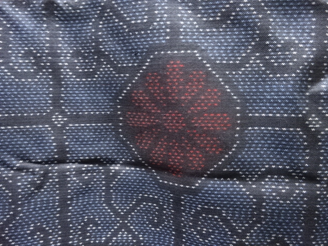 JAPANESE KIMONO / ANTIQUE KIMONO / SILK / DORO OSHIMA TSUMUGI / WOVEN FLOWER ARABESQUE